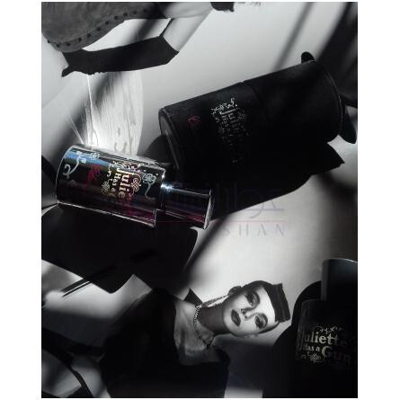 Citizen Queen-جولیت هز ا گان سیتیزن کویین