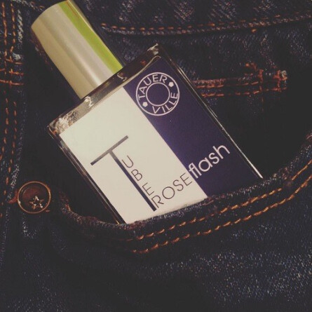 Tuberose Flash-تاورویل توبرز فلش