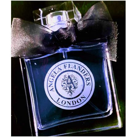 Taffeta-انجلا فلاندرز تفتا