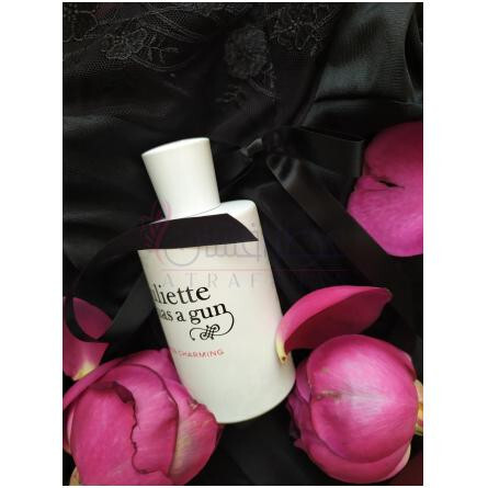 Miss Charming-جولیت هز ا گان میس چارمینگ