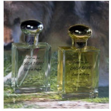 Carla Bruni-پارفومز ات سنترز دو پیز باسک کارلا برونی