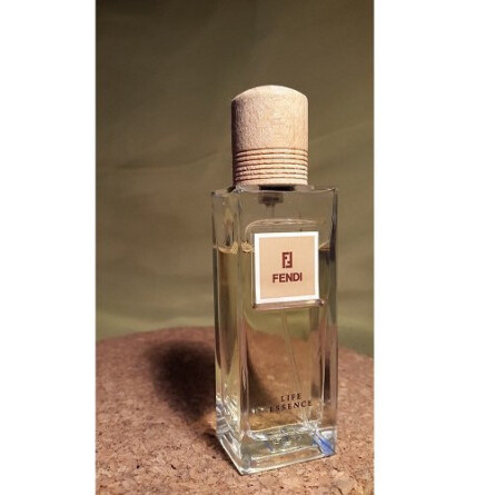 Life Essence-فندی لایف اسنس