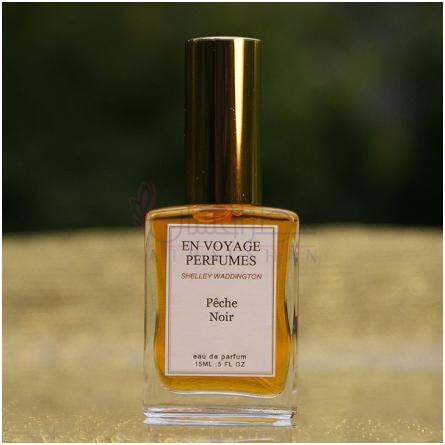 Peche noir-ان وویاژ پرفیومز پیچ نویر