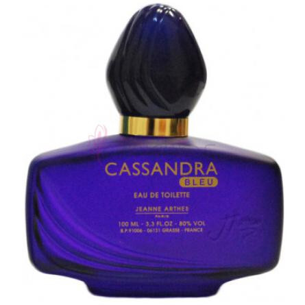 Cassandra Bleu-جین آرتس کاساندرا بلو