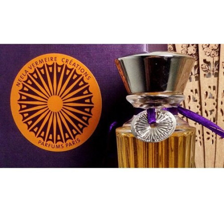 Ashoka-نیلا ورمیر کرییشنز آشوکا