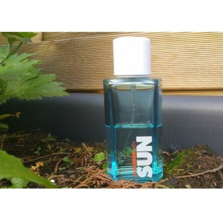 Sun Bath-جیل سندر سان بس زنانه