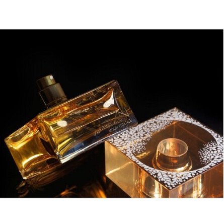 Zen Moon Essence-شیسسیدو زن مون اسنس