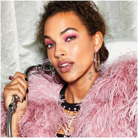 Live Out Loud-اوان لایو اوت لود