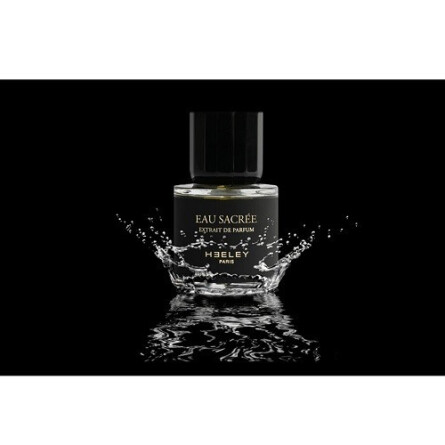 Eau Sacree-جیمز هیلی او ساکری