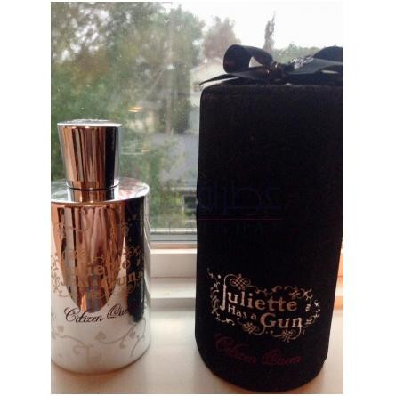 Citizen Queen-جولیت هز ا گان سیتیزن کویین