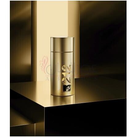 212 Men MTV-کارولینا هررا من ام تی وی 212