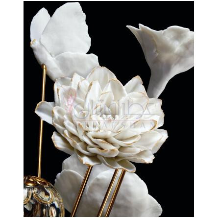 Bee Garden-گرلن بی گاردن