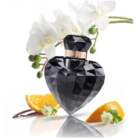 Lipsy Noir-اوان لیپسی نویر