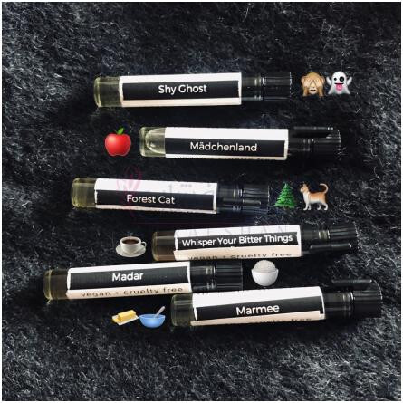 Mädchenland-پوزی مادچنلند