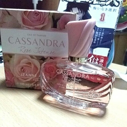 Cassandra Rose Intense-جین آرتس کاساندرا رز اینتنس