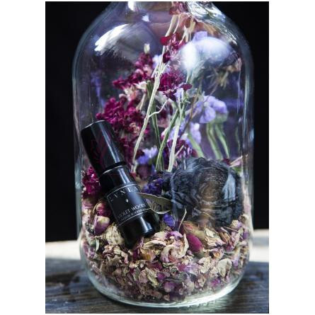 Violet Woods-لونیا ویولت وودز