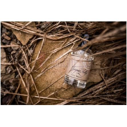 Lily Beach-جکس زولتی لیلی بیچ