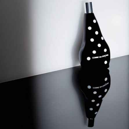 Comme des Garcons Dot-کام دی گارکونس دات