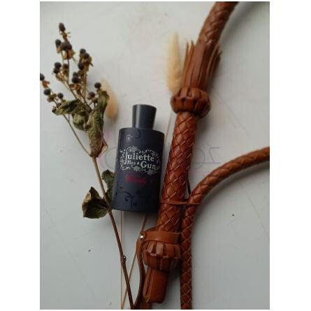 Calamity J.-جولیت هز ا گان کالامیتی جی