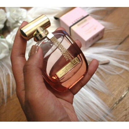 L'Extase Caresse de Roses-نینا ریچی ال اکستاز کرسس د رزز