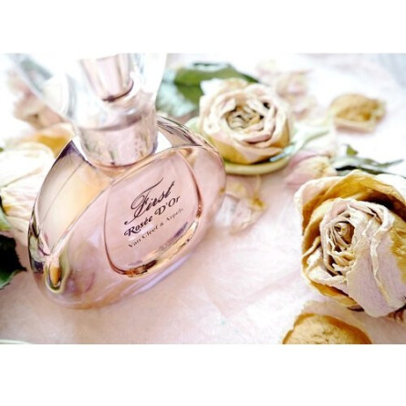 First Rosee D'Or-ون کلیف اند آرپلس فرست رزی د اور