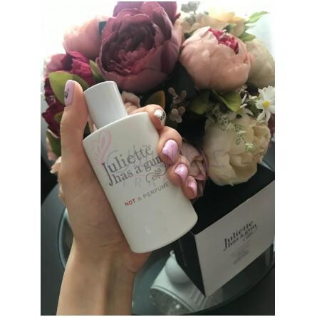 Not A Perfume-جولیت هز ا گان نات ا پرفیوم