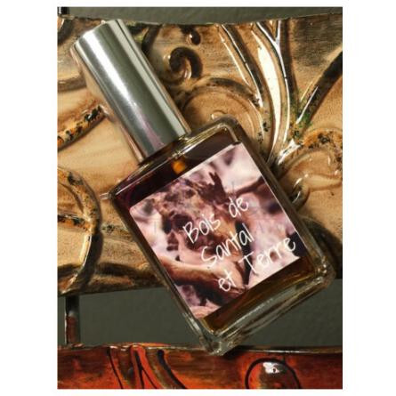 Bois de Santal et Terre-کایز پرفیومز بویس دی سانتال ات تق
