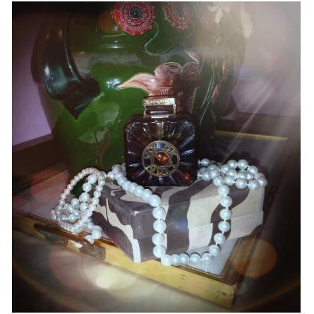 Vol de Nuit Extract-گرلن وول د نویت اکسترکت