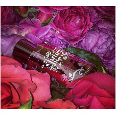 Citizen Queen-جولیت هز ا گان سیتیزن کویین