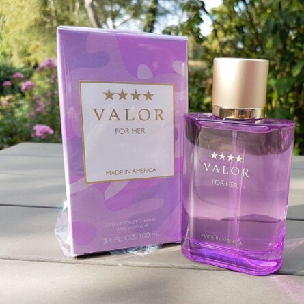 Valor for Her-دانا والو فور هر