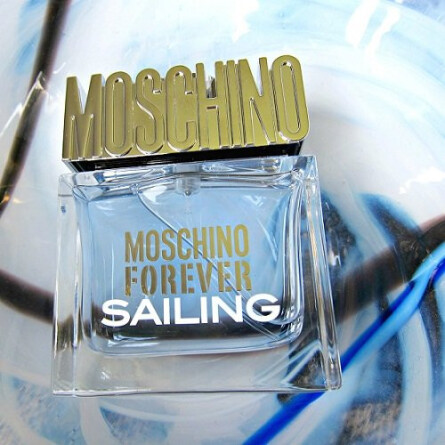 MOSCHINO Forever Sailing