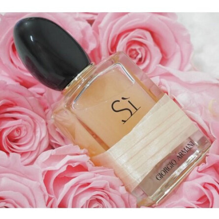 Si shop rose perfume