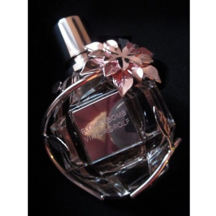 Flowerbomb Christmas Edition 2014-ویکتور اند رولف فلاوربمب کریسمس ادیشن 2014