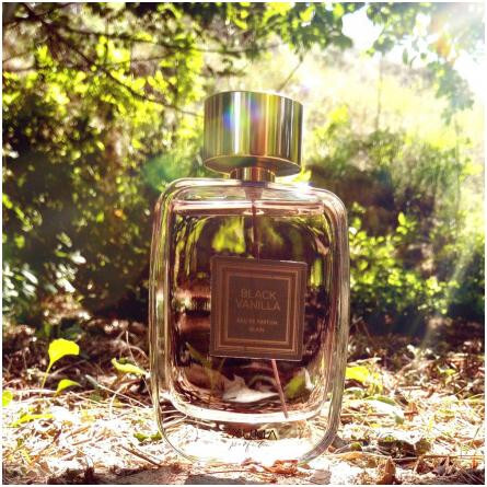 Black Vanilla Man-اکسیوما پارفومز بلک وانیلا من
