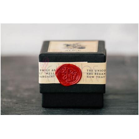 Alice in Wonderland-ریونسکورت اپوتکری الیس این واندرلند