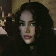 نیلوفر کرامتی