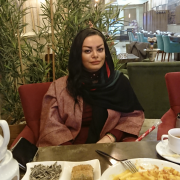 زهرا ایروانی 