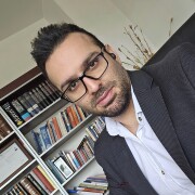 احمدرضا محمودی
