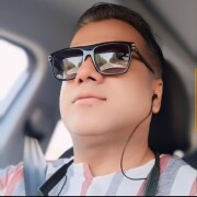 مهرداد هویدا